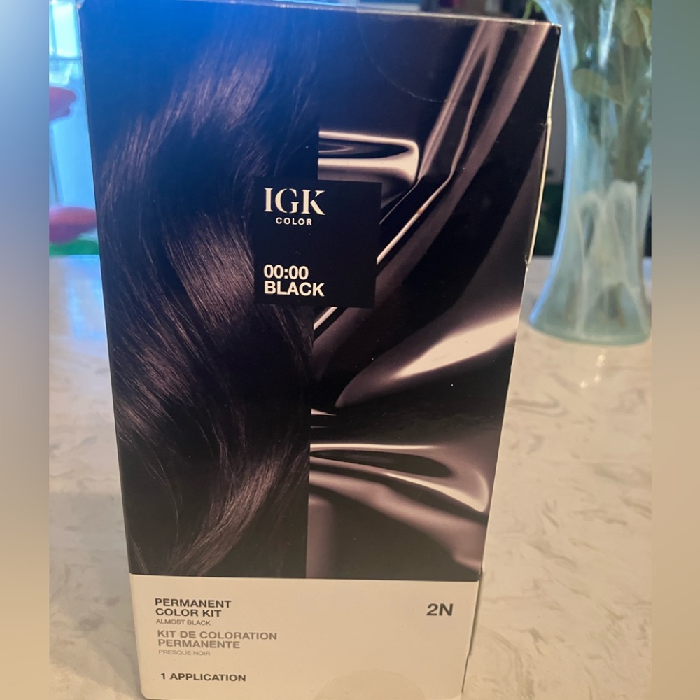IGK Permanent Hair Color Kit in Black